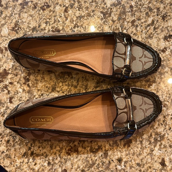 COACH (8B) Women's Berdina Loafer Signature Logo Flats Brown Khaki - Picture 8 of 11